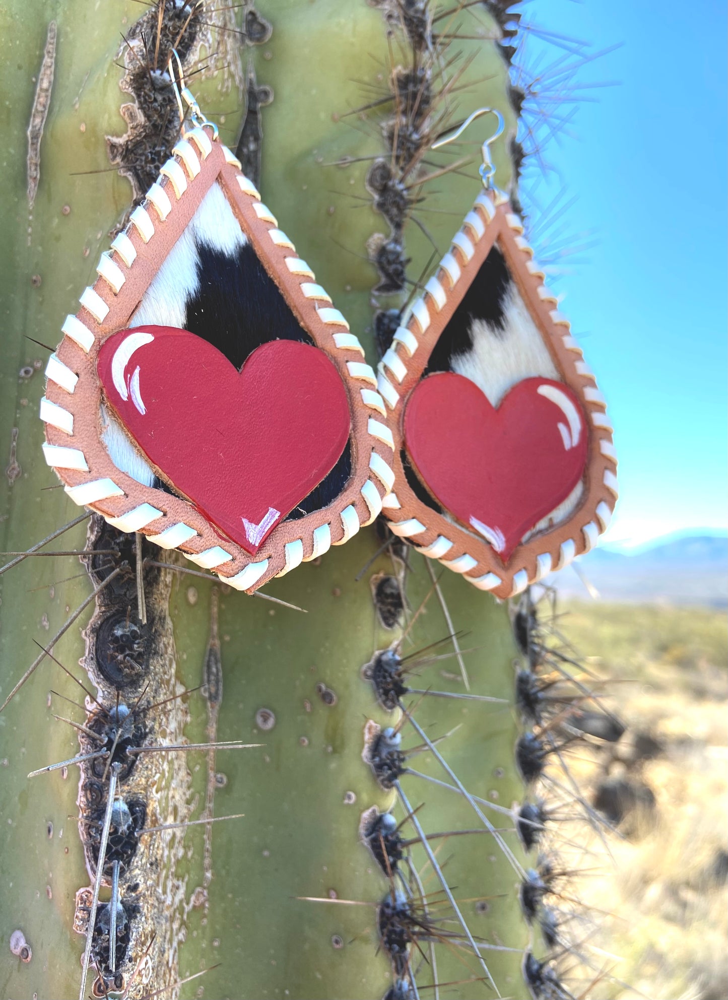 Adora-BULL Bombshell Earrings(red)