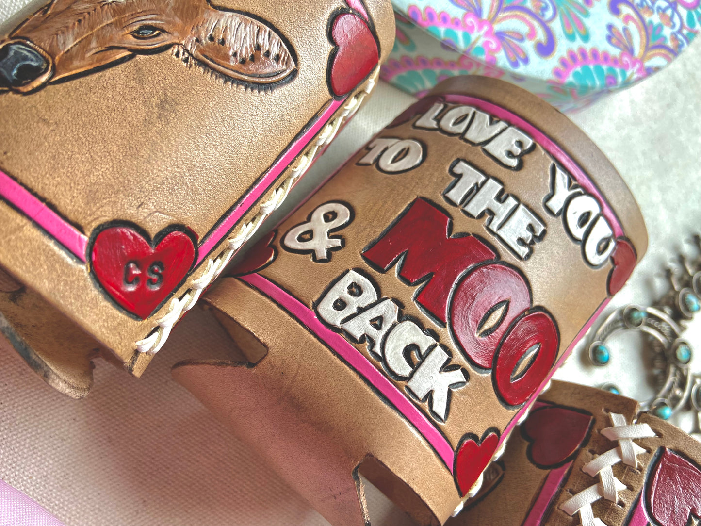 'Love You to The Moo & Back' Coozie